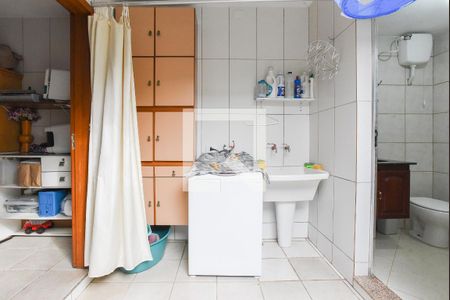 Casa à venda com 200m², 3 quartos e 4 vagasÁrea de Serviço