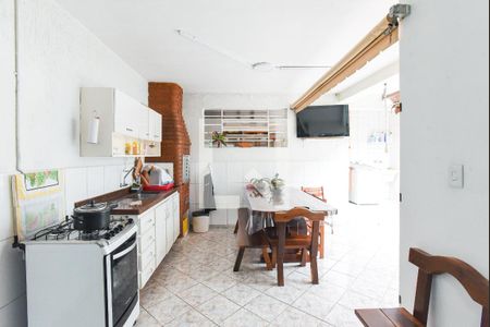 Casa à venda com 200m², 3 quartos e 4 vagasQuintal