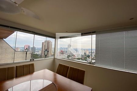 Apartamento à venda com 235m², 3 quartos e 1 vagaSala de Jantar