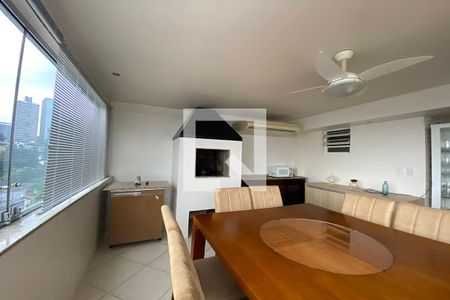 Apartamento à venda com 235m², 3 quartos e 1 vagaSala de Jantar