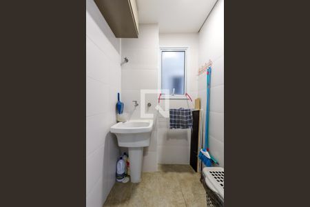 Apartamento à venda com 56m², 2 quartos e 1 vaga Apartamento à venda com 56m², 2 quartos e 1 vagaÁrea de Serviço