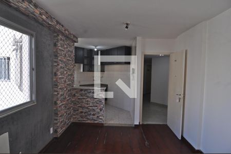 Sala  de apartamento para alugar com 1 quarto, 34m² em Freguesia de Jacarepaguá, Rio de Janeiro