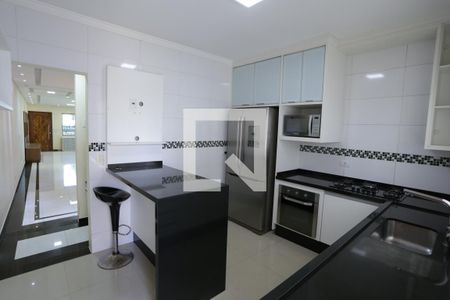 Casa para alugar com 240m², 3 quartos e 3 vagasCozinha