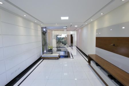 Sala/Jd de Inverno de casa para alugar com 3 quartos, 240m² em Vila Laís, São Paulo