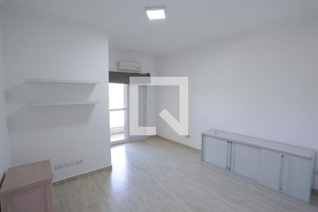 Casa para alugar com 240m², 3 quartos e 3 vagasSuíte 3