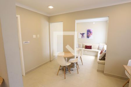 Apartamento para alugar com 40m², 2 quartos e sem vagaÁrea comum - Salão de festas