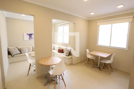 Apartamento para alugar com 40m², 2 quartos e sem vagaÁrea comum - Salão de festas