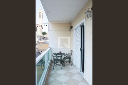 Casa à venda com 142m², 4 quartos e 4 vagas Casa à venda com 142m², 4 quartos e 4 vagasSacada quarto 3