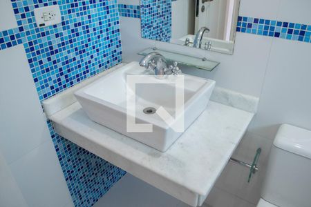 Casa à venda com 142m², 4 quartos e 4 vagas Casa à venda com 142m², 4 quartos e 4 vagasBanheiro quarto 2