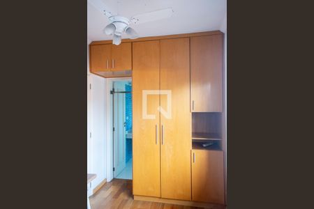 Casa à venda com 142m², 4 quartos e 4 vagas Casa à venda com 142m², 4 quartos e 4 vagasQuarto 2