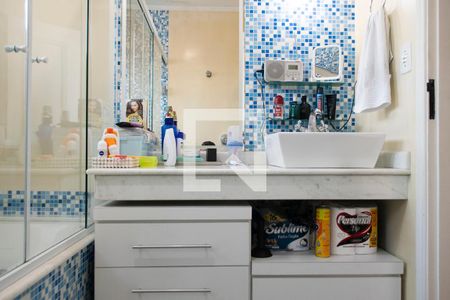 Casa à venda com 142m², 4 quartos e 4 vagas Casa à venda com 142m², 4 quartos e 4 vagasBanheiro quarto 3