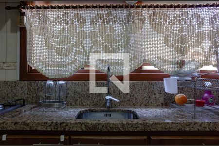 Casa de condomínio à venda com 117m², 3 quartos e 2 vagasCozinha - Torneira