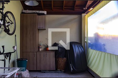 Casa de condomínio à venda com 117m², 3 quartos e 2 vagasÁrea Externa