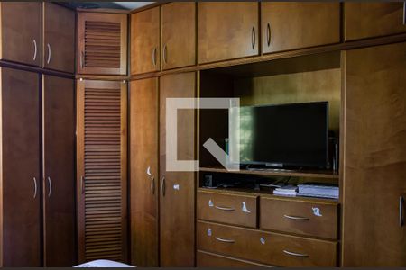 Casa de condomínio à venda com 117m², 3 quartos e 2 vagasQuarto 1 - Armários