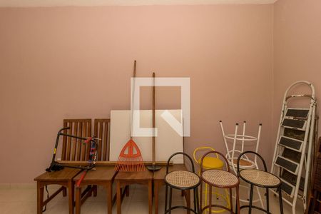 Casa à venda com 280m², 3 quartos e 2 vagas Casa à venda com 280m², 3 quartos e 2 vagasQuarto de Serviço