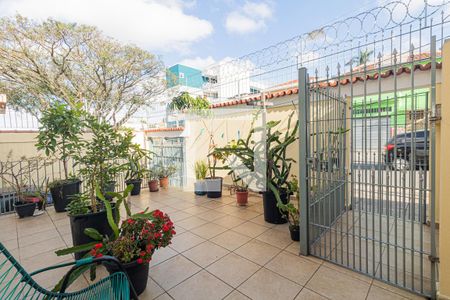 Casa à venda com 222m², 3 quartos e 3 vagasQuintal e Garagem