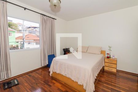 Casa à venda com 222m², 3 quartos e 3 vagasSuíte