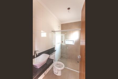 Casa à venda com 199m², 3 quartos e 4 vagasBanheiro suíte 3