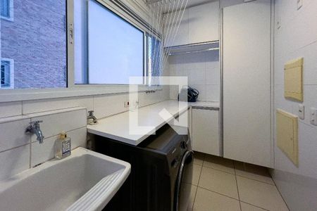 Apartamento à venda com 110m², 3 quartos e 2 vagas Apartamento à venda com 110m², 3 quartos e 2 vagasÁrea de Serviço
