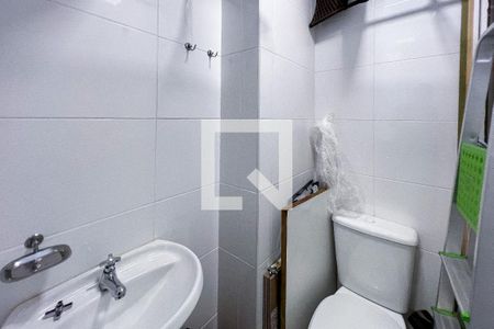 Apartamento à venda com 110m², 3 quartos e 2 vagas Apartamento à venda com 110m², 3 quartos e 2 vagasBanheiro de Serviço