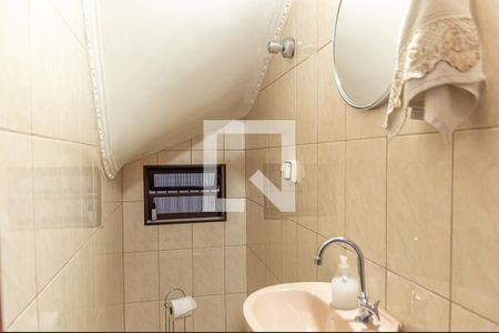 Casa à venda com 145m², 3 quartos e 2 vagas Casa à venda com 145m², 3 quartos e 2 vagasLavabo