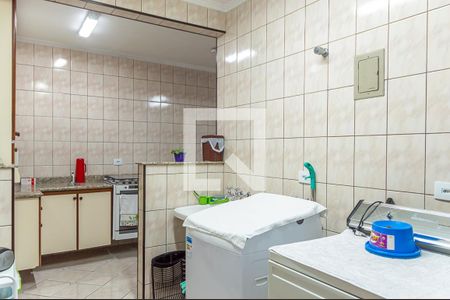 Casa à venda com 145m², 3 quartos e 2 vagas Casa à venda com 145m², 3 quartos e 2 vagasÁrea de Serviço