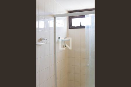 Apartamento à venda com 77m², 3 quartos e 1 vaga Apartamento à venda com 77m², 3 quartos e 1 vagaBanheiro 1