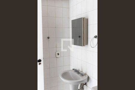 Apartamento à venda com 77m², 3 quartos e 1 vaga Apartamento à venda com 77m², 3 quartos e 1 vagaBanheiro 2