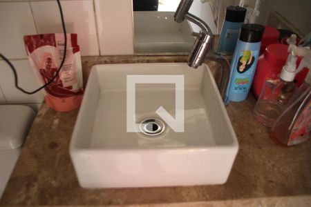 Apartamento à venda com 38m², 2 quartos e 1 vagaBanheiro - Torneira