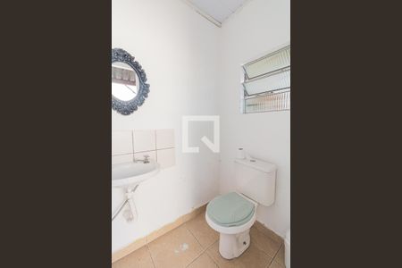 Casa à venda com 140m², 3 quartos e 2 vagasBanheiro de Serviço - Casa 2