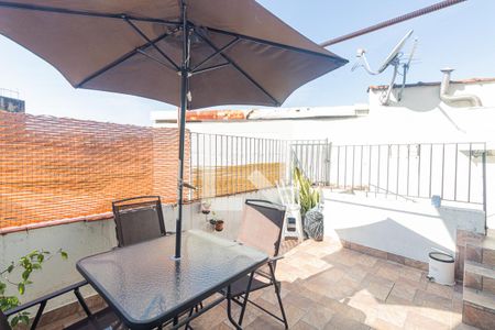 Casa à venda com 140m², 3 quartos e 2 vagasQuintal - Casa 1