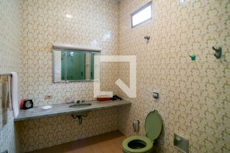 Casa à venda com 500m², 3 quartos e 4 vagas Casa à venda com 500m², 3 quartos e 4 vagasBanheiro Social