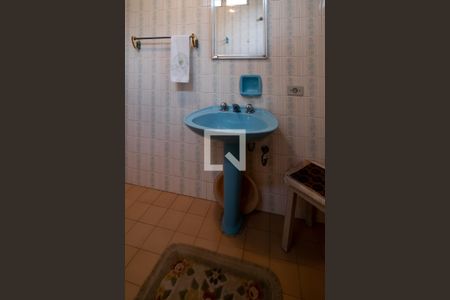 Casa à venda com 500m², 3 quartos e 4 vagas Casa à venda com 500m², 3 quartos e 4 vagasBanheiro Quarto 3 - Suíte