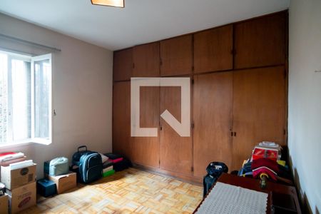 Casa à venda com 500m², 3 quartos e 4 vagas Casa à venda com 500m², 3 quartos e 4 vagasQuarto 3 - Suíte