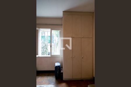 Casa à venda com 500m², 3 quartos e 4 vagas Casa à venda com 500m², 3 quartos e 4 vagasQuarto 1