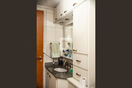 Apartamento à venda com 140m², 4 quartos e 2 vagasBanheiro 1