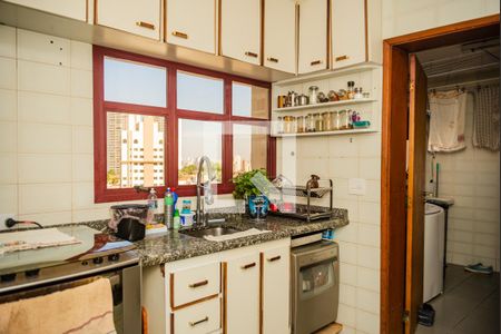 Apartamento à venda com 140m², 4 quartos e 2 vagasCozinha