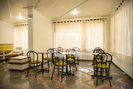 Apartamento à venda com 140m², 4 quartos e 2 vagasÁrea comum - Salão de festas