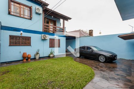Casa à venda com 292m², 4 quartos e 3 vagasPátio