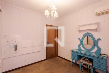 Casa à venda com 292m², 4 quartos e 3 vagasQuarto 2