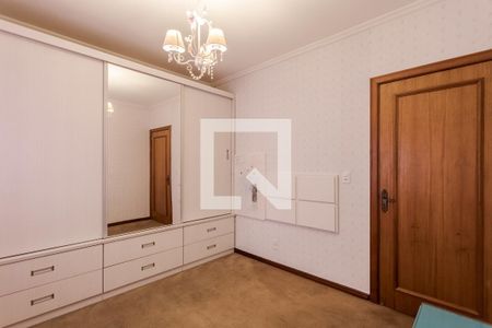 Casa à venda com 292m², 4 quartos e 3 vagasQuarto 2