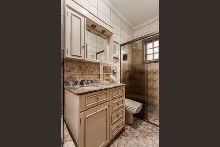 Casa à venda com 292m², 4 quartos e 3 vagasBanheiro da Suíte