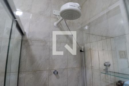 Casa para alugar com 224m², 4 quartos e 5 vagas Casa para alugar com 224m², 4 quartos e 5 vagasBanheiro suíte 2