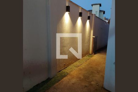 Casa à venda com 100m², 3 quartos e 3 vagas