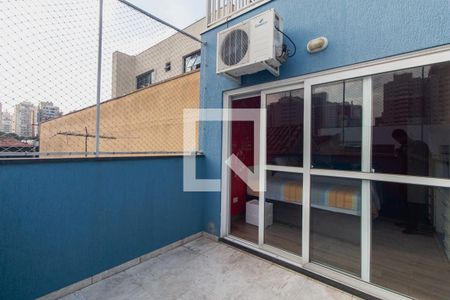 Casa à venda com 168m², 6 quartos e 4 vagas Casa à venda com 168m², 6 quartos e 4 vagasVaranda