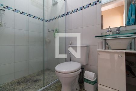 Casa à venda com 168m², 6 quartos e 4 vagas Casa à venda com 168m², 6 quartos e 4 vagasBanheiro