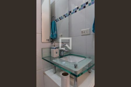 Casa à venda com 168m², 6 quartos e 4 vagas Casa à venda com 168m², 6 quartos e 4 vagasBanheiro