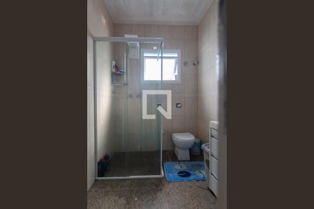 Casa à venda com 168m², 6 quartos e 4 vagas Casa à venda com 168m², 6 quartos e 4 vagasBanheiro