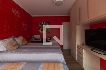 Casa à venda com 168m², 6 quartos e 4 vagas Casa à venda com 168m², 6 quartos e 4 vagasQuarto 5