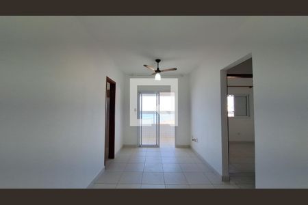 Sala de apartamento para alugar com 2 quartos, 69m² em Maracanã, Praia Grande
